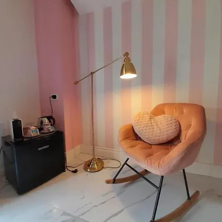Black Vulcano Suites&studios 게스트하우스 나폴리