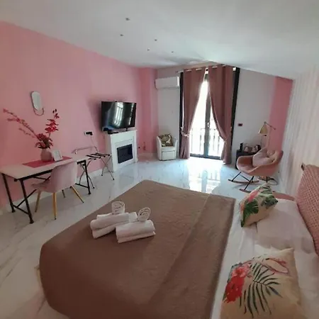 Guest house Black Vulcano Suites&studios