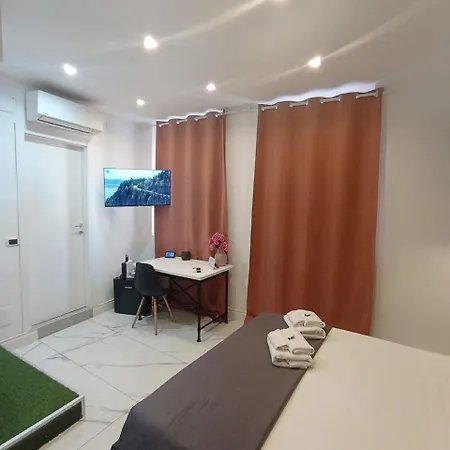 Guest house Black Vulcano Suites&studios 3*