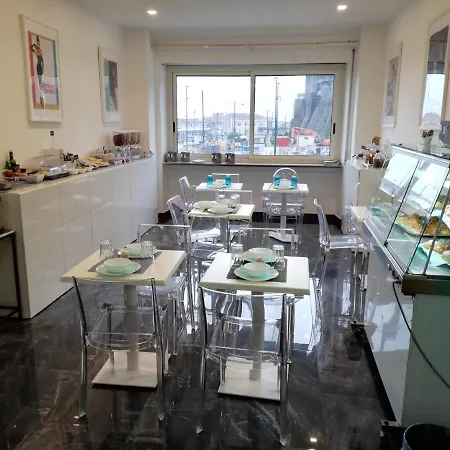 Guest house Black Vulcano Suites&studios 3*